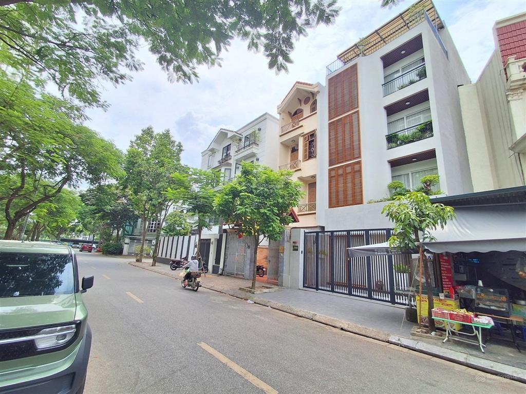 Giảm sốc 5 tỷ bán biệt thự việt hưng  long biên dt 120m2, 6 tầng, mt 6m, thang máy, kinh doanh.