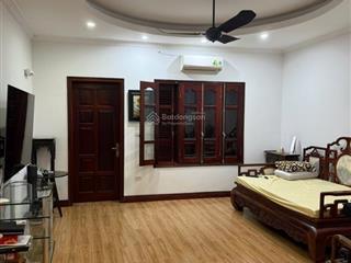 Giảm 9 tỷ bán căn nhà phố ngọc lâm, bồ đề dt 176m2, 5 tầng, vỉa hè, ô tô tránh, kinh doanh, đầu tư