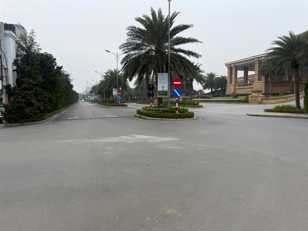 Bán nhà khu phân lô quân đội 918 phúc đồng, long biên dt 76m2, mặt tiền 5.5m, lô góc, kinh doanh.