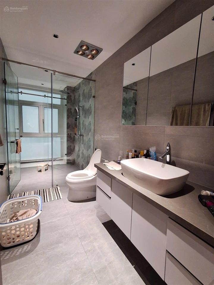 Giảm 5 tỷ bán biệt thự việt hưng, long biên. dt 120m2, 6 tầng, mt 6.5m, thang máy, 2 thoáng, vỉa hè