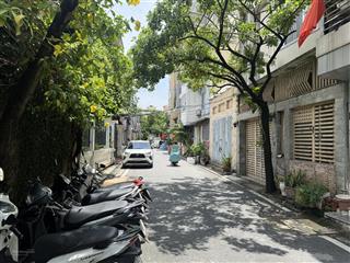 Bán nhà đẹp ở ngay tại tư đình, long biên dt 92m2, mặt tiền 6.5m, ô tô tránh, đầu tư, kinh doanh.