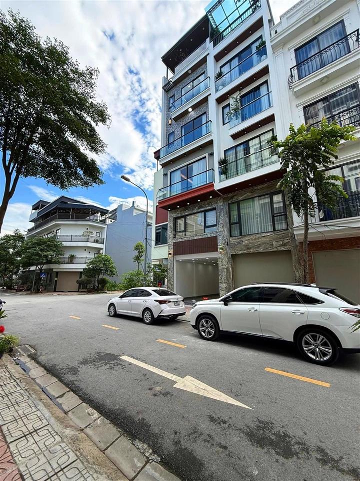 Bán nhà đẹp khu tđc ngọc thụy, long biên dt 60m2, 8 tầng, mt 4.6m, garra, thang máy, kinh doanh.