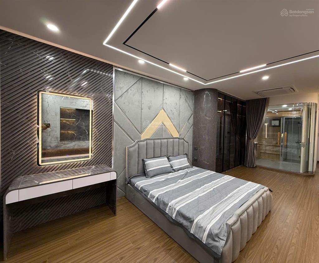 Bán nhà phân lô quân đội tư đình a38, cổ linh, dt 60m2, 8 tầng, gara 2 ô tô, ô tô tránh, thang máy