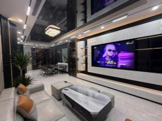 Bán nhà phân lô quân đội tư đình a38, cổ linh, dt 60m2, 8 tầng, gara 2 ô tô, ô tô tránh, thang máy