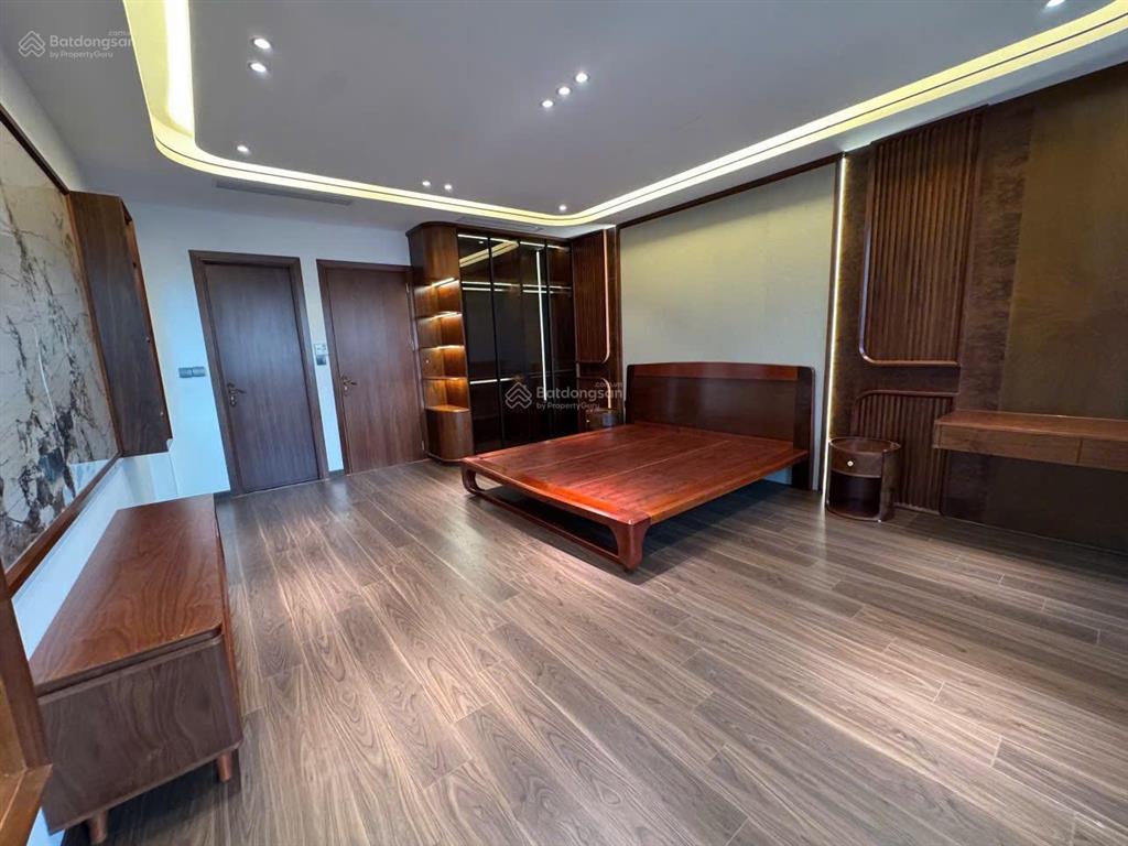 Giảm 4 tỷ bán nhà thạch bàn long biên dt 88m2, 7 tầng, mt 4.6m, kinh doanh, ô tô tránh, thang máy