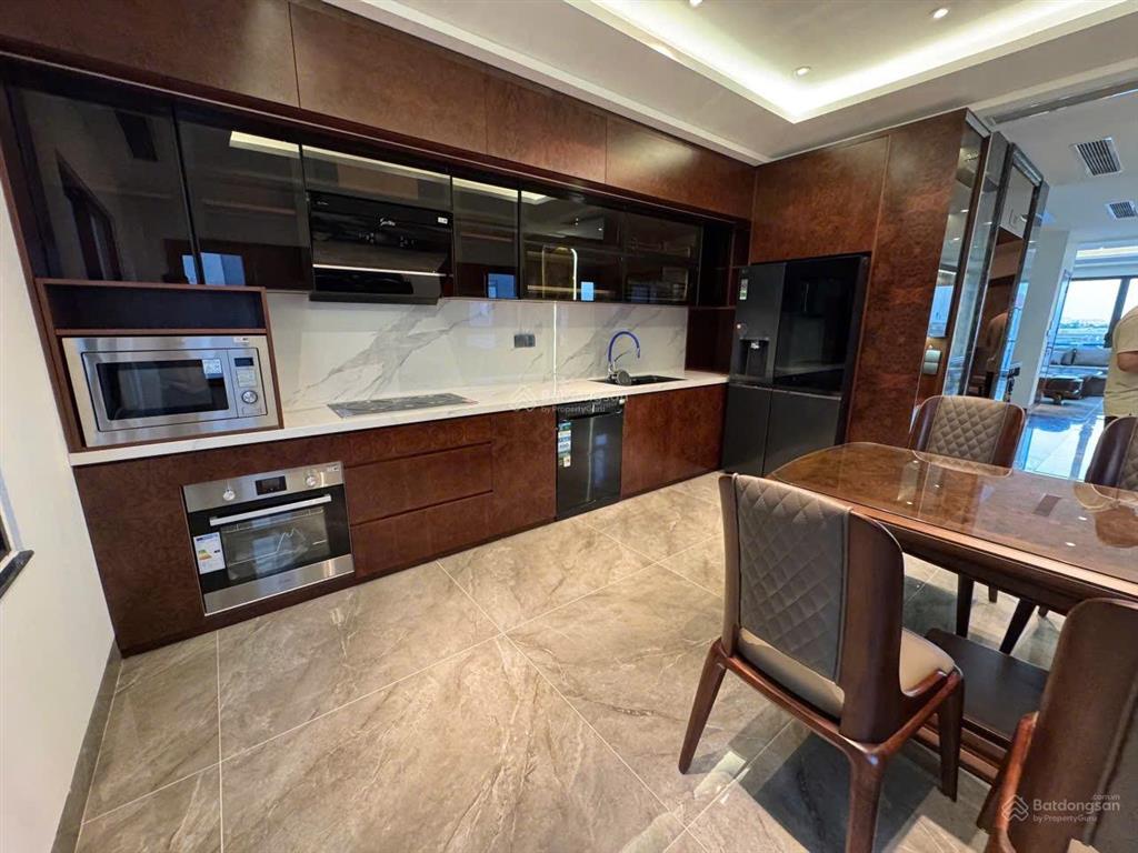 Giảm 4 tỷ bán nhà thạch bàn long biên dt 88m2, 7 tầng, mt 4.6m, kinh doanh, ô tô tránh, thang máy
