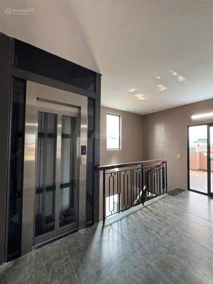 Bán nhà đẹp ở ngay tại thạch bàn, long biên dt 50m2, 6 tầng, thang máy, đầy đủ nội thất, hơn 9 tỷ