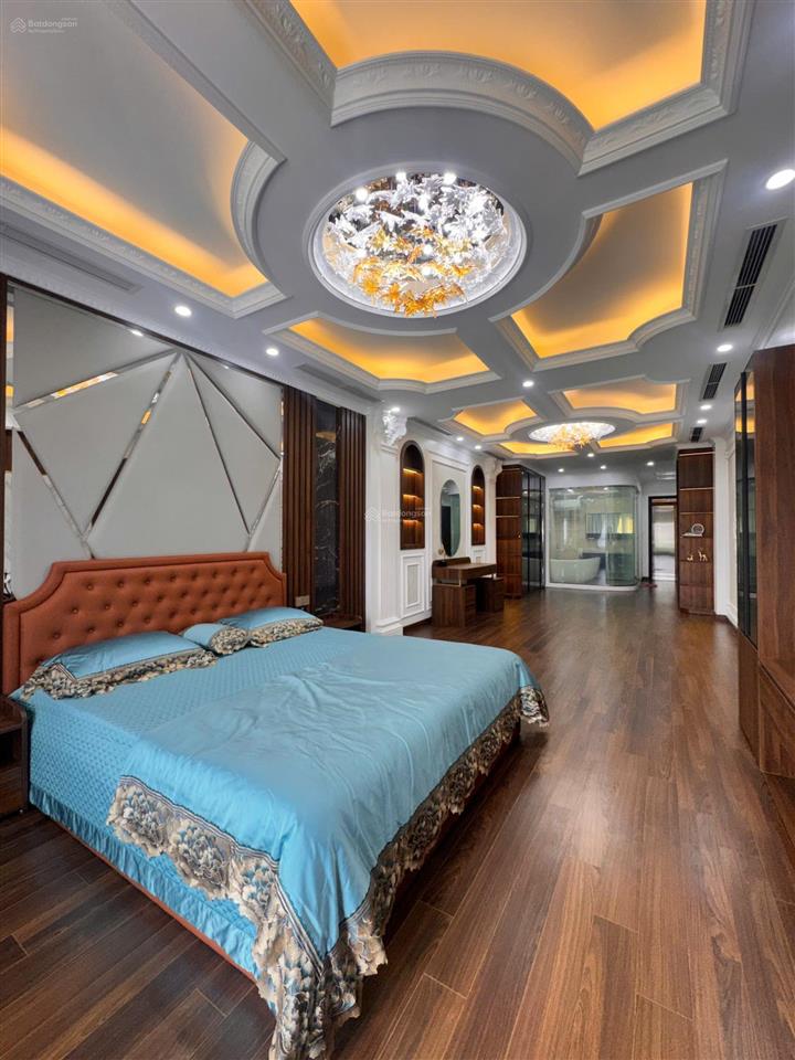 Bán siêu phẩm mặt phố hoa lâm, việt hưng dt 98m2, 8 tầng, mặt phố kinh doanh, đầy đủ nội thất.