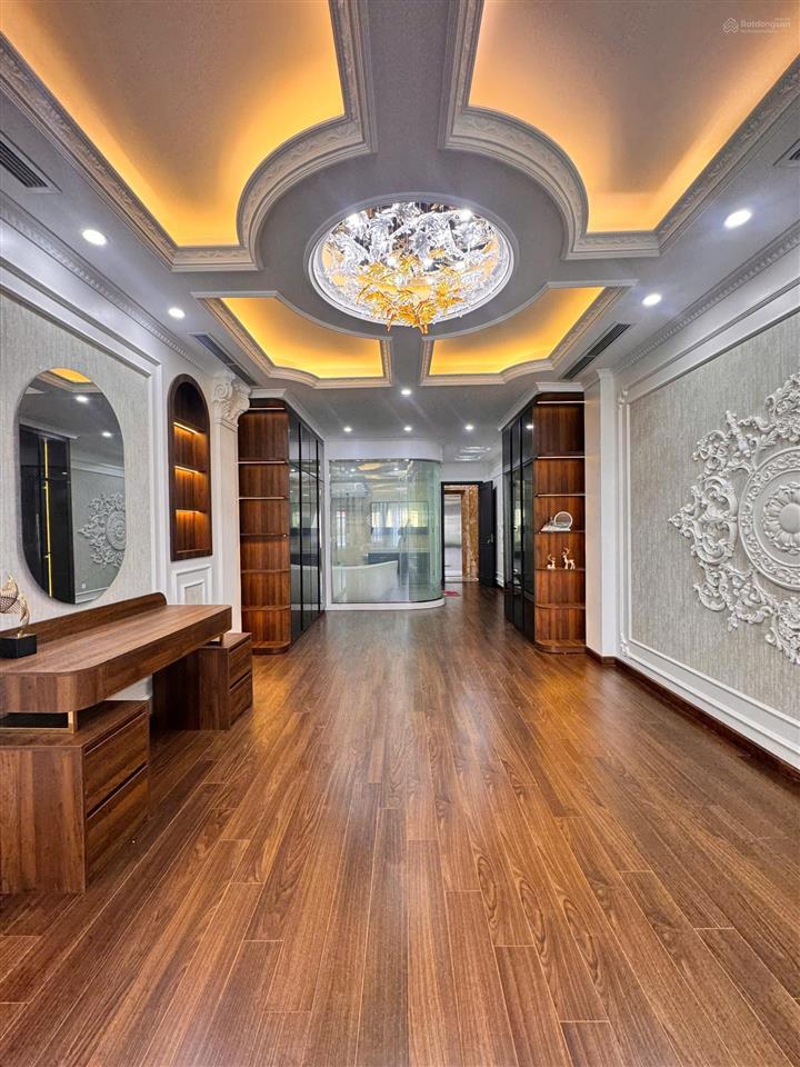 Bán siêu phẩm mặt phố hoa lâm, việt hưng dt 98m2, 8 tầng, mặt phố kinh doanh, đầy đủ nội thất.