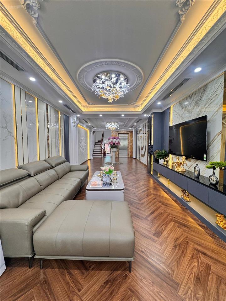 Bán siêu phẩm mặt phố hoa lâm, việt hưng dt 98m2, 8 tầng, mặt phố kinh doanh, đầy đủ nội thất.