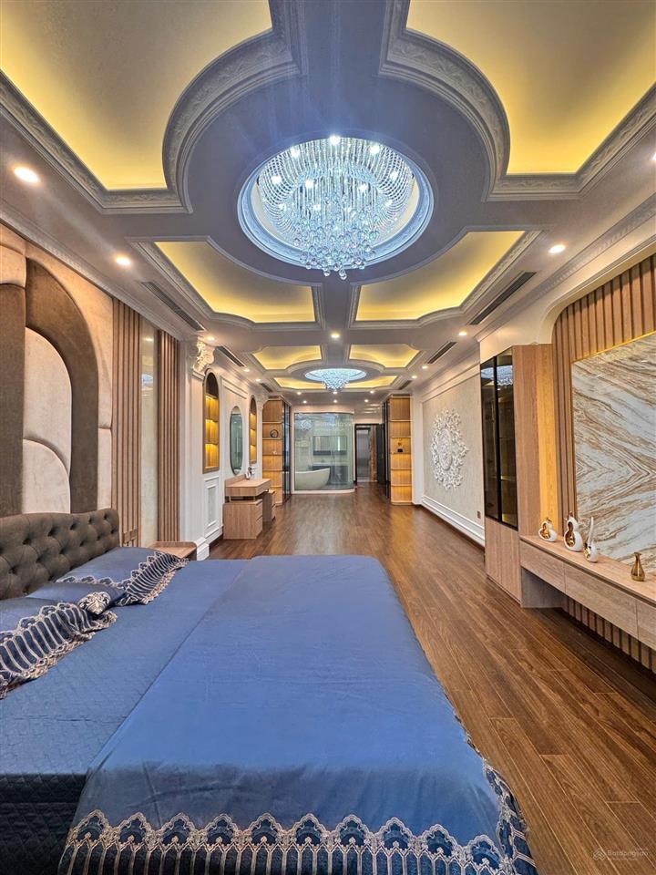 Bán siêu phẩm mặt phố hoa lâm, việt hưng dt 98m2, 8 tầng, mặt phố kinh doanh, đầy đủ nội thất.