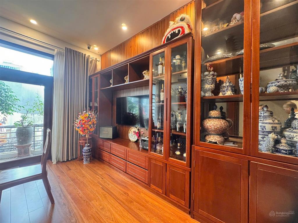 Bán nhà phố ngọc thụy, bồ đề, long biên. dt 56m2, mặt tiền 4.6m, 5 tầng, ô tô tránh, kinh doanh,