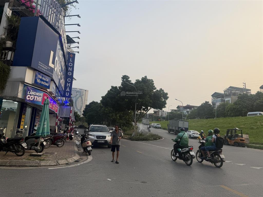 Bán nhà phố ngọc thụy, bồ đề, long biên. dt 56m2, mặt tiền 4.6m, 5 tầng, ô tô tránh, kinh doanh,