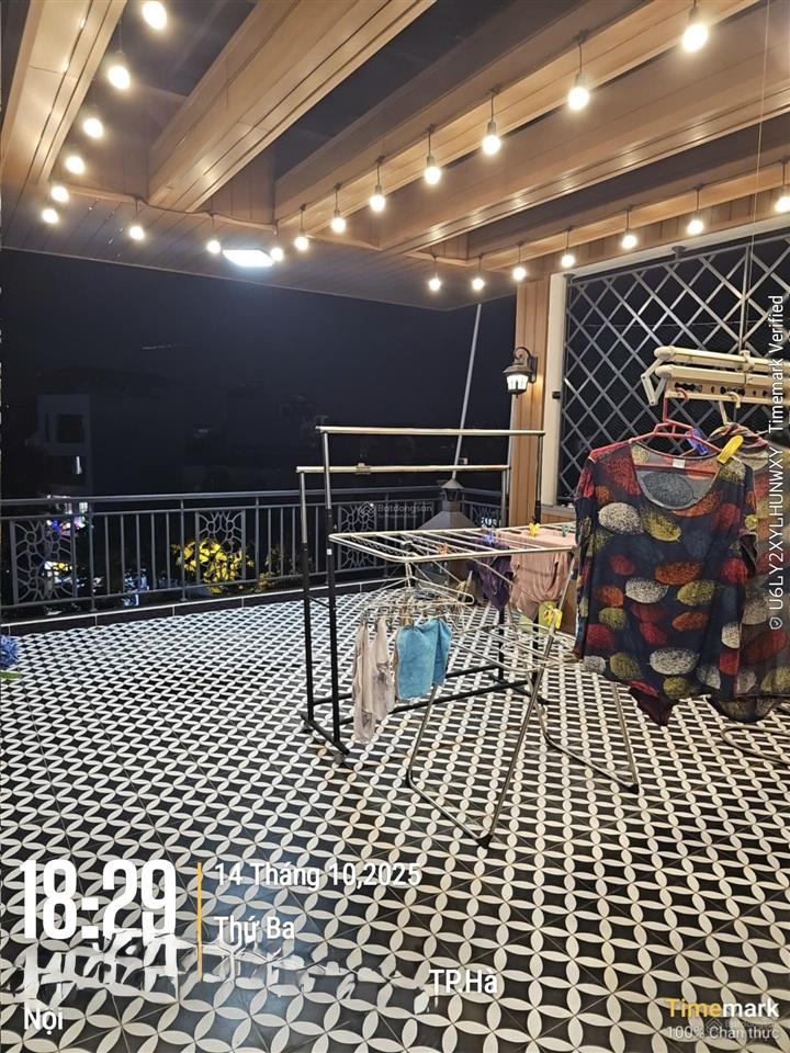 Bán nhà phố long biên, việt hưng dt 100m2, mặt tiền 5m, nhà 5 tầng, thang máy, vỉa hè kinh doanh.