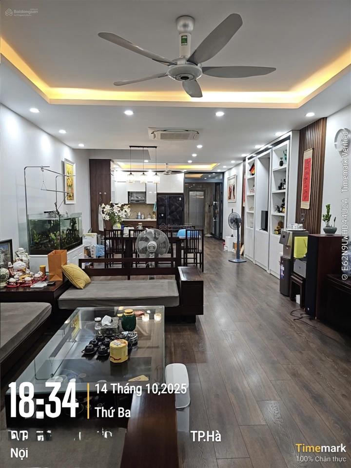 Bán nhà phố long biên, việt hưng dt 100m2, mặt tiền 5m, nhà 5 tầng, thang máy, vỉa hè kinh doanh.