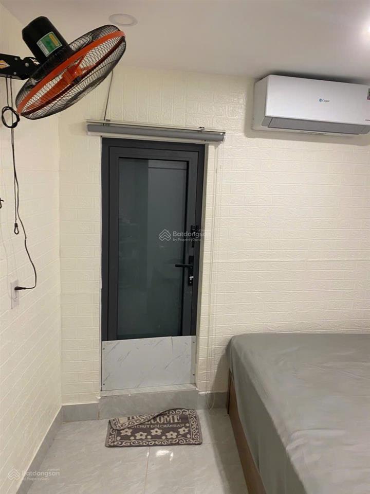 Nhà kiệt đinh thị hoà sát đường chính, dt đất 50m2