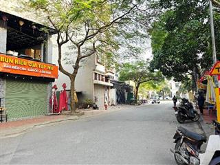 Cắt lỗ sâu  bán gấp đất việt hưng, 55m2 chie 9.15 tỷ, ô tô ra vào thoải mái.