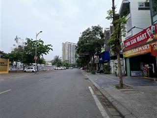 Cho thuê biệt thự mặt phố bùi thiện ngộ, việt hưng. 250m2, 4 tầng, mt 15m. vỉa hè kinh doanh tốt