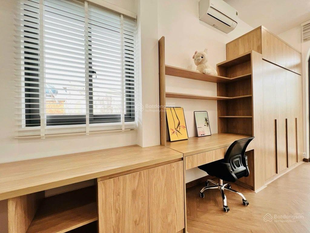 Bán chdv mới đẹp,5 tầng,đường hậu giang,gần nguyễn văn luông,q6