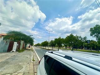 Bán đất lớn làm kho bãi, mặt tiền võ văn kiệt, gần hồ học lãm, cạnh toyota