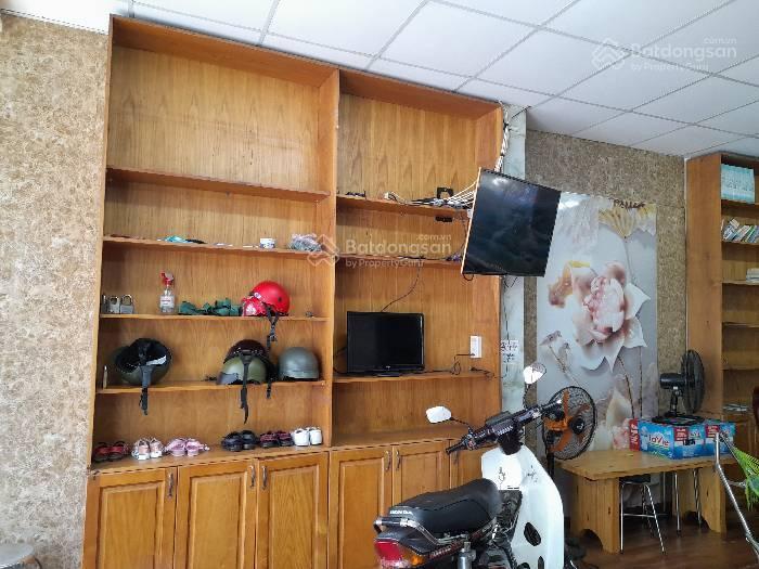 Bán nhà 2 tầng mặt tiền nguyễn phạm tuân,gần hồng bàng,minh phụng.