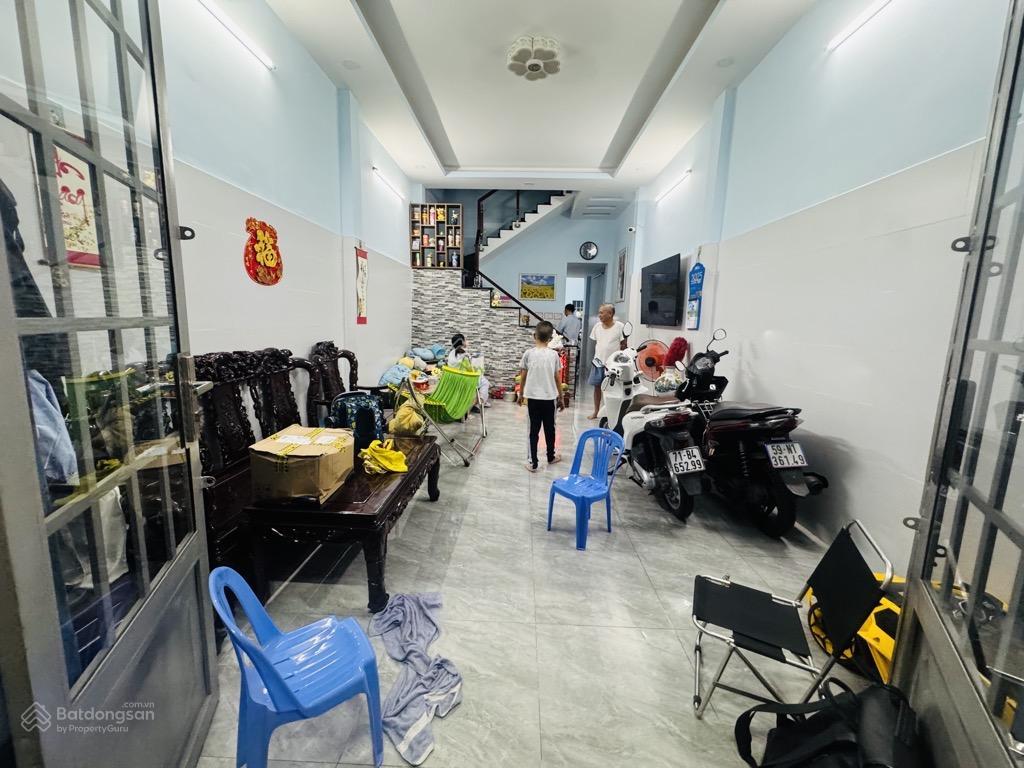 Bán nhà 3 tầng mặt tiền khu nam long,gần hồ học lãm,võ văn kiệt