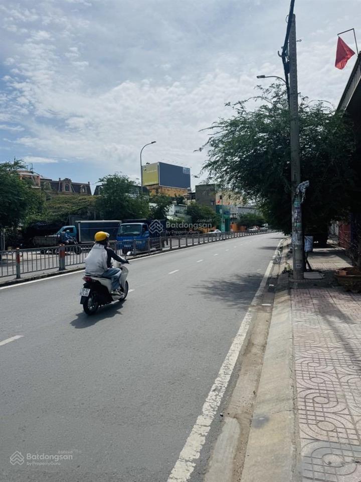 Bán nhà 2 tầng mặt tiền lê cơ, gần aeon, tên lửa, bến xe miền tây