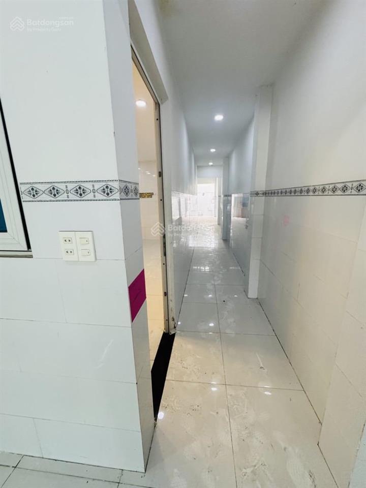 Bán nhà 2 tầng mặt tiền lê cơ, gần aeon, tên lửa, bến xe miền tây