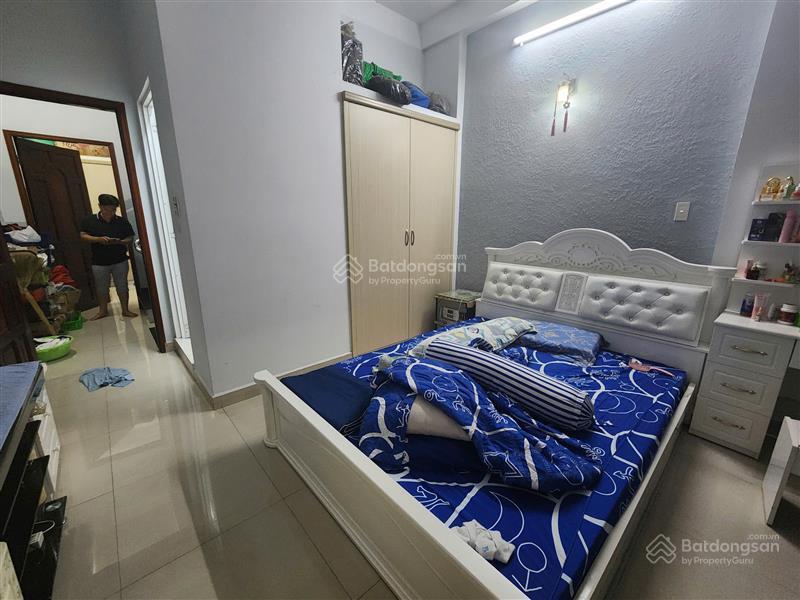 Bán nhà 3 tầng đường bà hom,chợ phú lâm