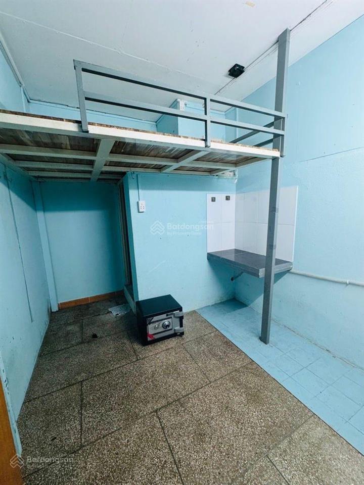 Bán nhà 4 tầng đường bình tây,gần chợ bình tây,giáp q5