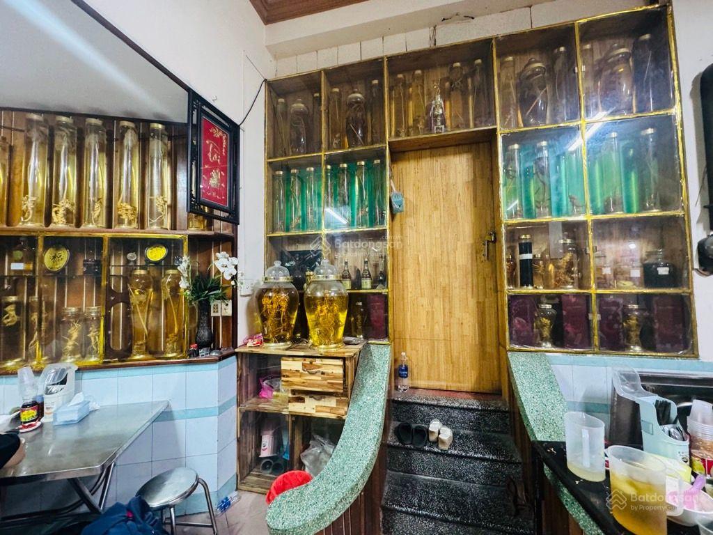 Bán nhà 4 tầng đường bình tây,gần chợ bình tây,giáp q5