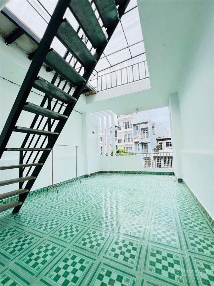 Bán nhà 3 tầng ,mặt tiền khu bình phú,gần trần văn kiểu,q6.