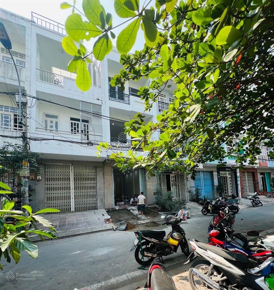 Bán nhà 3 tầng ,mặt tiền khu bình phú,gần trần văn kiểu,q6.