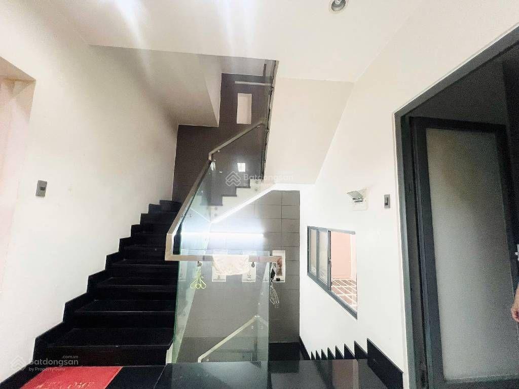 Bán nhà 5 tầng đường thích quảng đức, gần phan đăng lưu, quận phú nhuận
