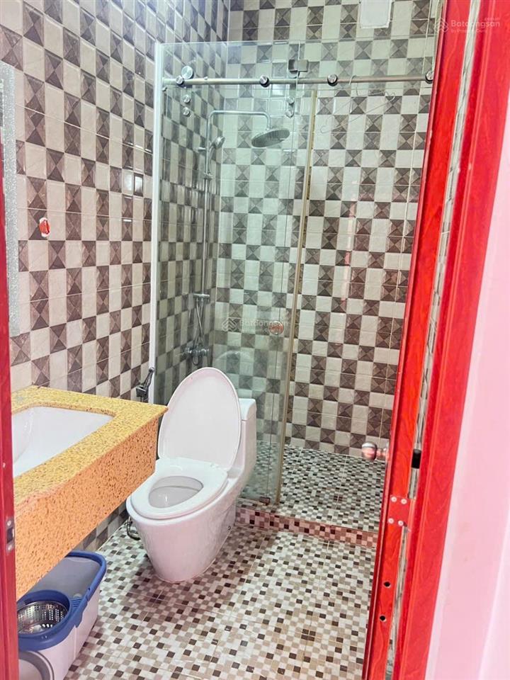 Mặt tiền kd đẹp nhà 4 tầngđường nguyễn văn luông,gần vòng xoay phú lâm