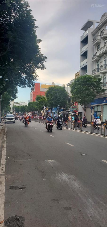 Mặt tiền kd đẹp nhà 4 tầngđường nguyễn văn luông,gần vòng xoay phú lâm