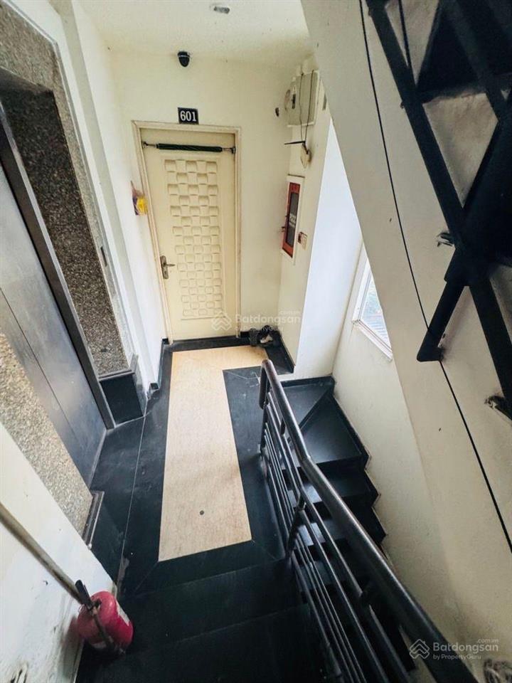 Mặt tiền kd đường lý chiêu hoàng,nhà 8 tầng 110m2(4x27),gần trần văn kiểu.