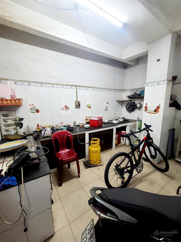 Nhà 4 tầng đường phạm phú thứ, mặt tiền chợ bình tiên, 60m², giá 11 tỷ