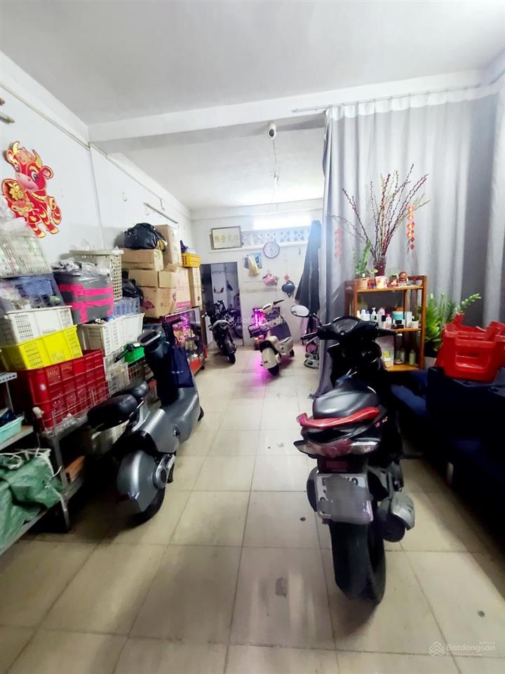 Nhà 4 tầng đường phạm phú thứ, mặt tiền chợ bình tiên, 60m², giá 11 tỷ
