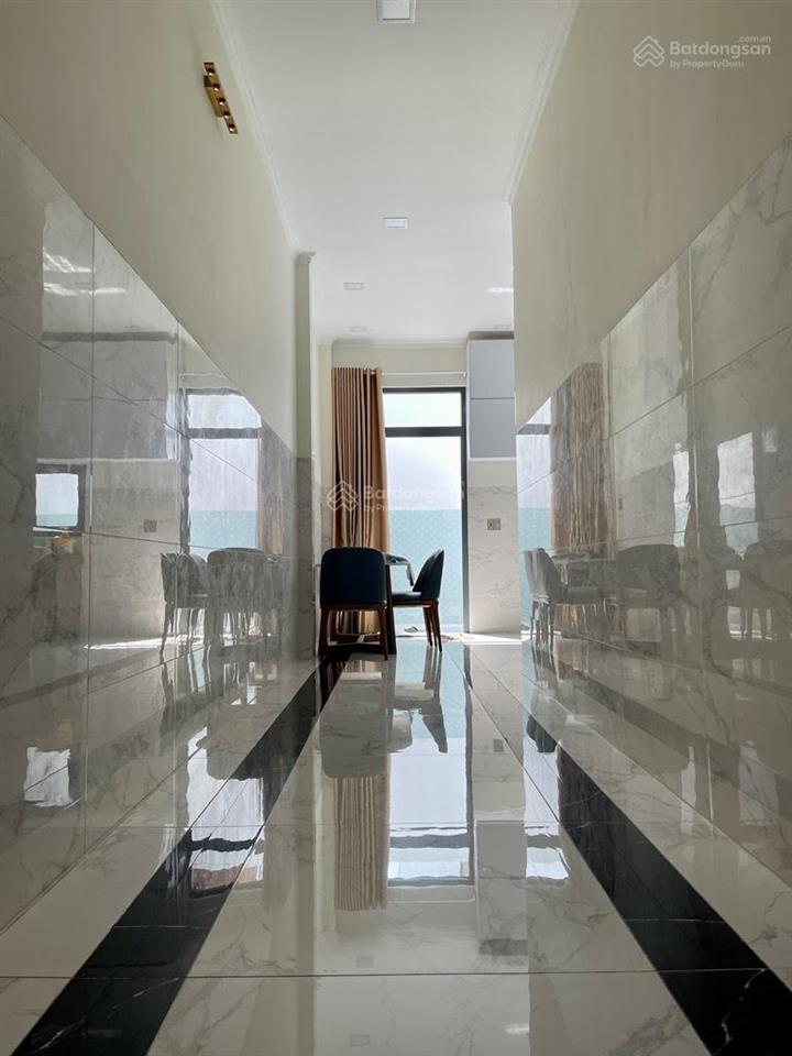 Nhà đẹp 2 tầng 104m² (5.2x20)  cư xá phú lâm a  giá 10.8 tỷ