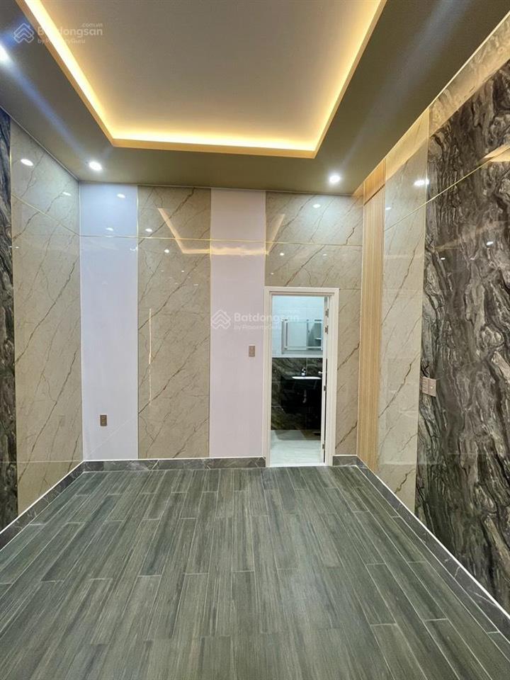 Nhà đẹp 2 tầng 104m² (5.2x20)  cư xá phú lâm a  giá 10.8 tỷ