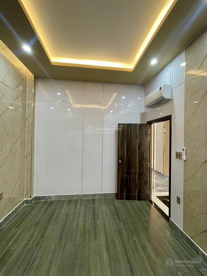 Nhà đẹp 2 tầng 104m² (5.2x20)  cư xá phú lâm a  giá 10.8 tỷ