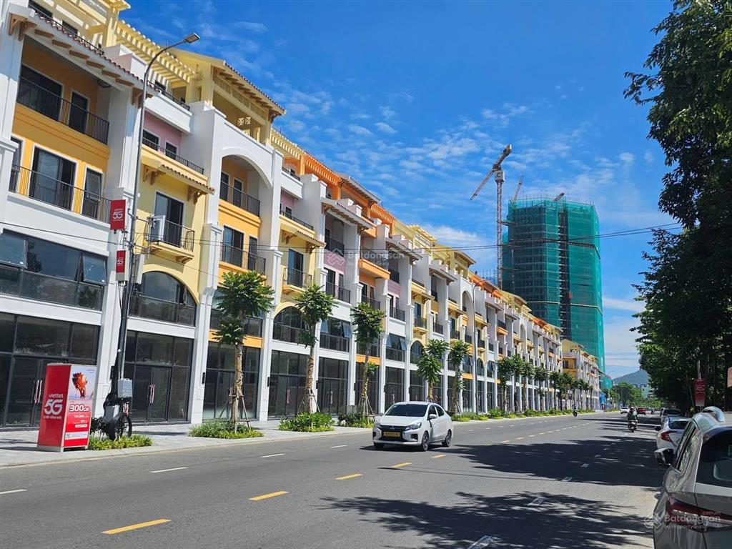 Bán shophouse 5 tầng  sun symphony mặt tiền trần hưng đạo  thanh toán dàn trải 48 tháng