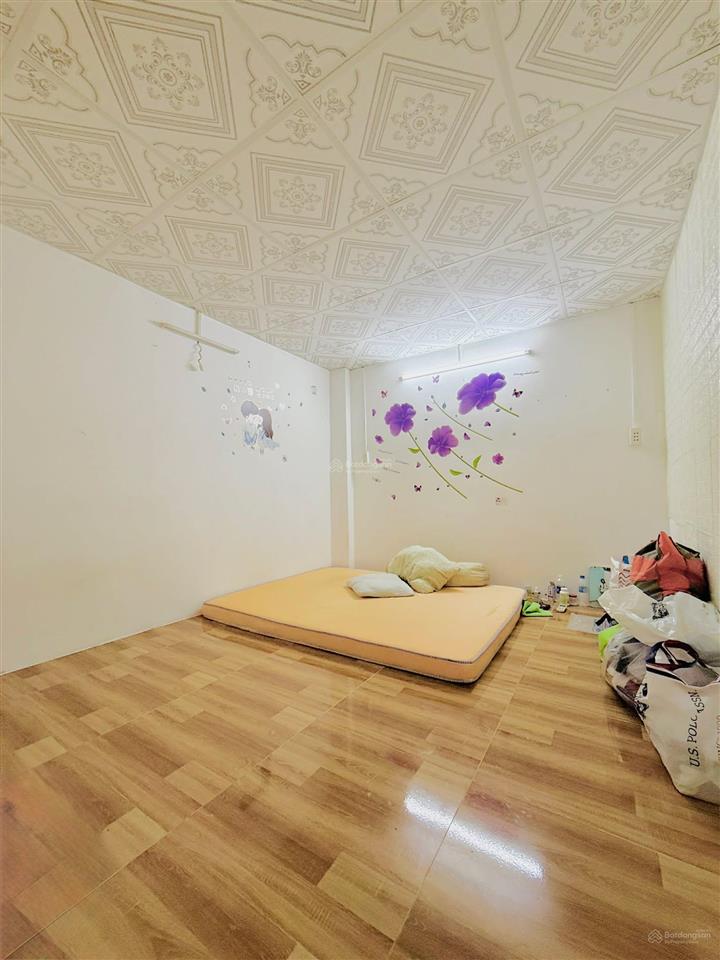 Bán nhà 2 tầng, 5 x 12m trệt lửng, ô tô ngủ trong nhà, sát mặt tiền trần thị cờ, chỉ 4,65 tỷ