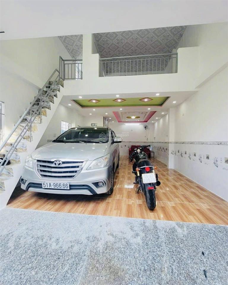 Bán nhà 2 tầng, 5 x 12m trệt lửng, ô tô ngủ trong nhà, sát mặt tiền trần thị cờ, chỉ 4,65 tỷ