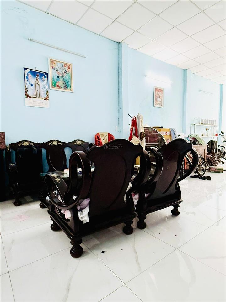 Bán nhà 3 tầng ngay tân thới nhất 13b, 169m2 ngang 7,5m, sân đậu ô tô, giáp tân bình, chỉ 11,8tỷ