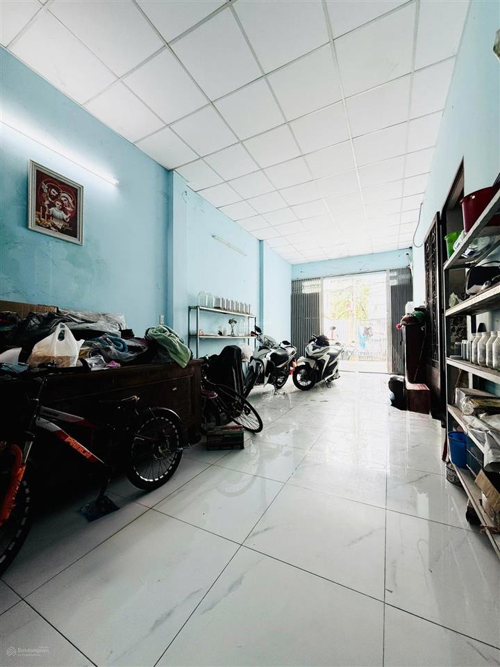 Bán nhà 3 tầng ngay tân thới nhất 13b, 169m2 ngang 7,5m, sân đậu ô tô, giáp tân bình, chỉ 11,8tỷ