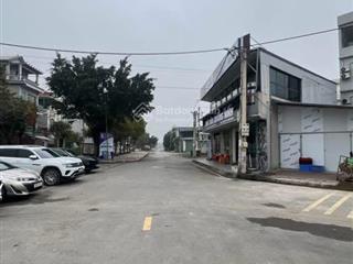Chủ đất cần tiền bán lô đất ở trung tâm hành chính mới