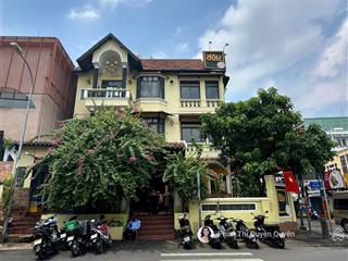 Siêu vị trí  góc 3 mặt tiền ngay sân bay  10 x 28m  xdm hầm 7 tầng  hđt 220 triệu  giá 60 tỷ