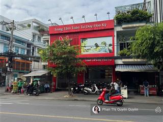 Kẹt 25 tỷ bán gấp! mặt tiền ngay hồng hà, t.bình  11 x 20m  xd hầm 7tầng  hđ 150 triệu  45 tỷ